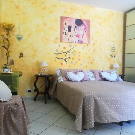 Antoinette Apartment Gaeta Bagian luar foto